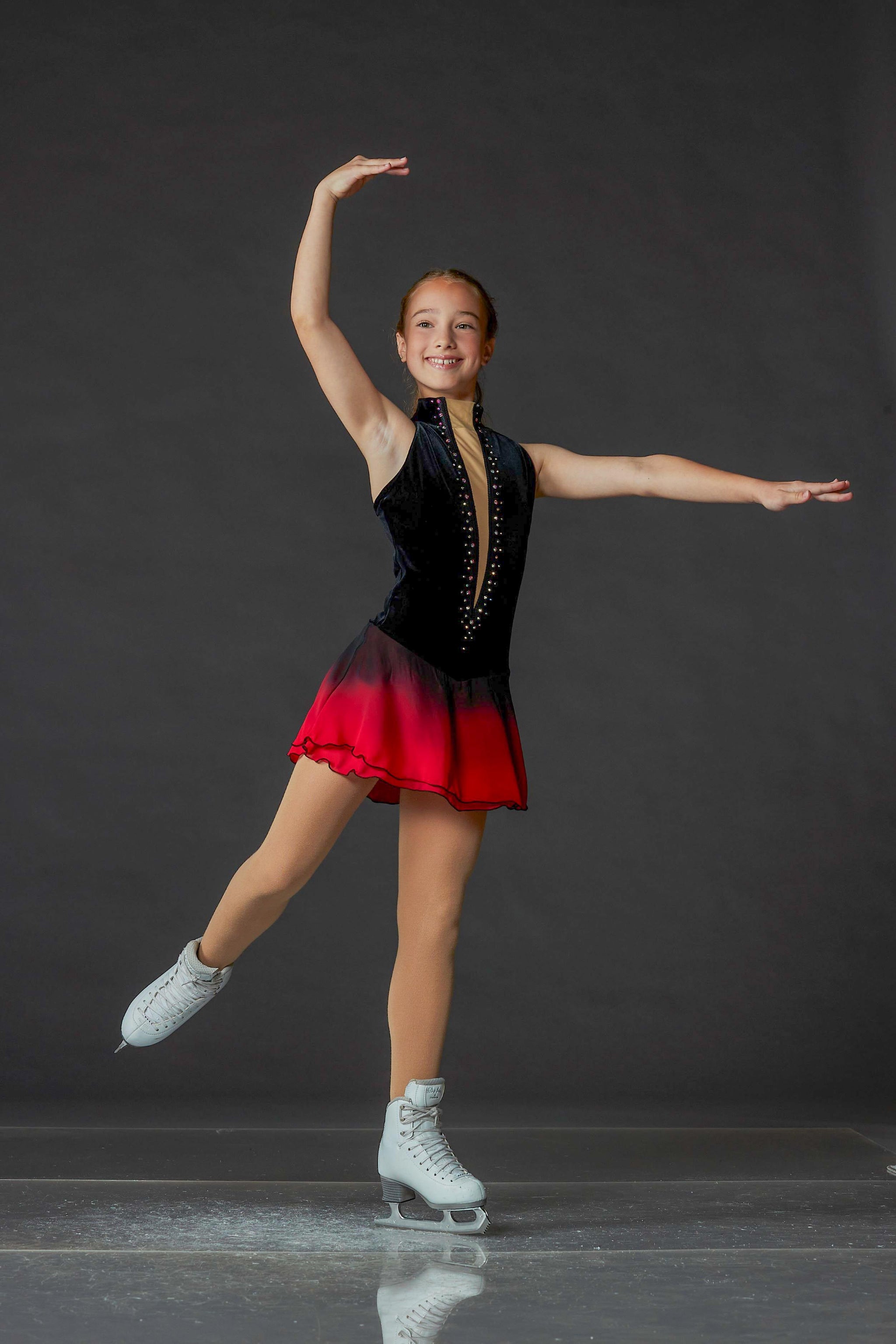 Sleeveless Faded Red Dress Maison du patin : Magasin spcialis en patinage artistique Sleeveless Faded Red Dress Maison du patin : Magasin spcialis en patinage artistique