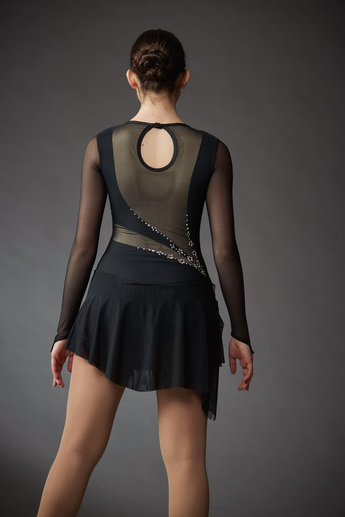 Black figure skating dress for women with crystal embellishments and mesh inserts, model Sophie, back view – EliteXpression
Robe de patinage artistique noire pour femmes, avec des cristaux et empiècements en mesh, modèle Sophie, vue de dos – EliteXpression 
D497-BK